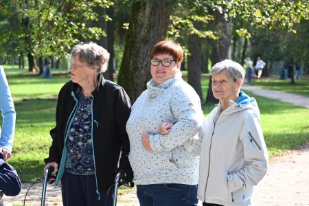 Ob svetovnem dnevu Alzheimerjeve bolezni v Grajskem parku (5)